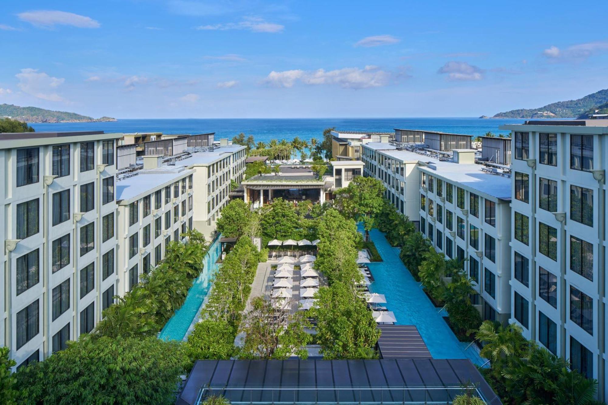 Four Points By Sheraton Phuket Patong Beach Resort Buitenkant foto